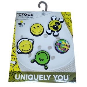 CROCS Smiley World Jibbitz Set 5 Pack -  UNIQUELY YOU